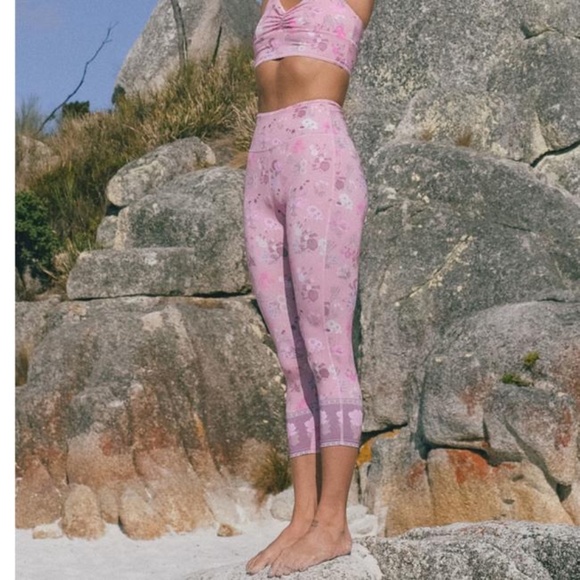 Spell and the Gypsy Collective Leggings - Picture 1 of 5